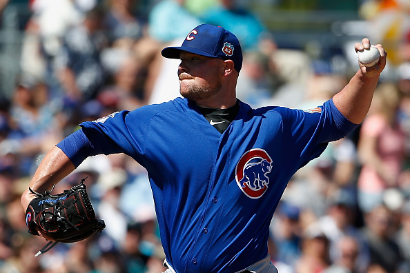 PEORIA, AZ - MARCH 10:  Starting pitcher Jon Lester #34 of the Chicago Cubs pitches against the Seattle Mariners during the first inning of the spring training game at Peoria Stadium on March 10, 2016 in Peoria, Arizona.  (Photo by Christian Petersen/Getty Images)