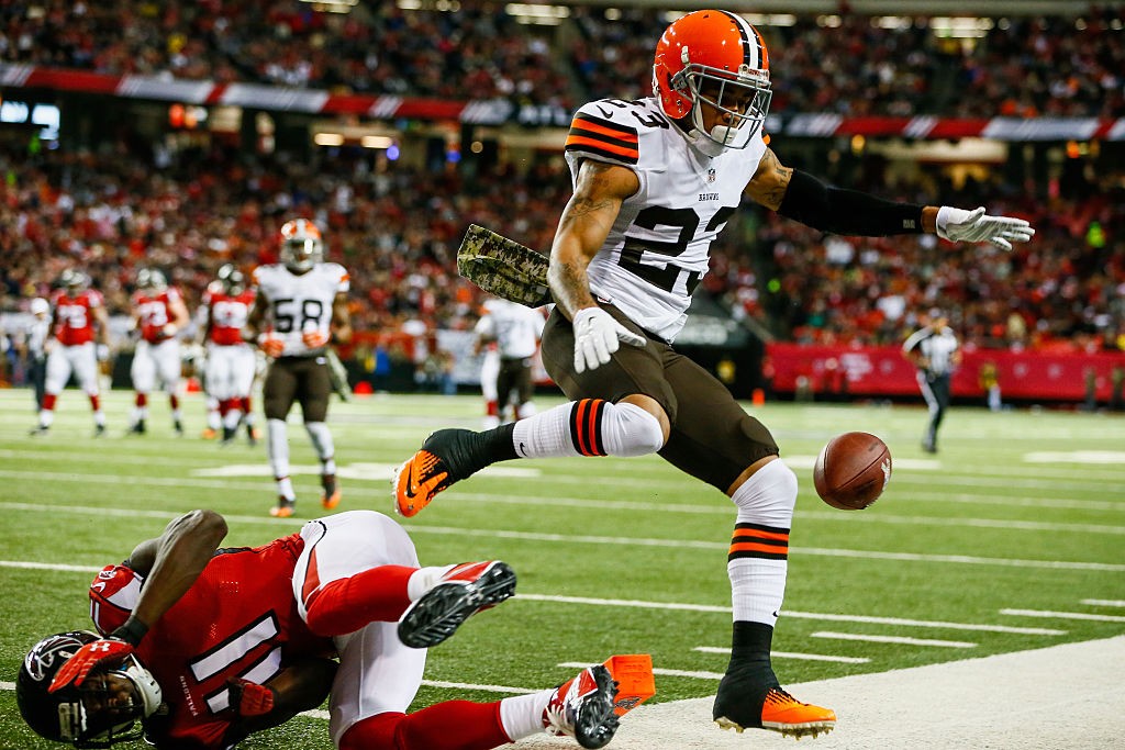 ATLANTA, GA - NOVEMBER 23: Joe Haden #23 of the Cleveland Browns breaks up a pass intended for Julio Jones #11 of the Atlanta Falcons in the first half at Georgia Dome on November 23, 2014 in Atlanta, Georgia.  (Photo by Kevin C. Cox/Getty Images)