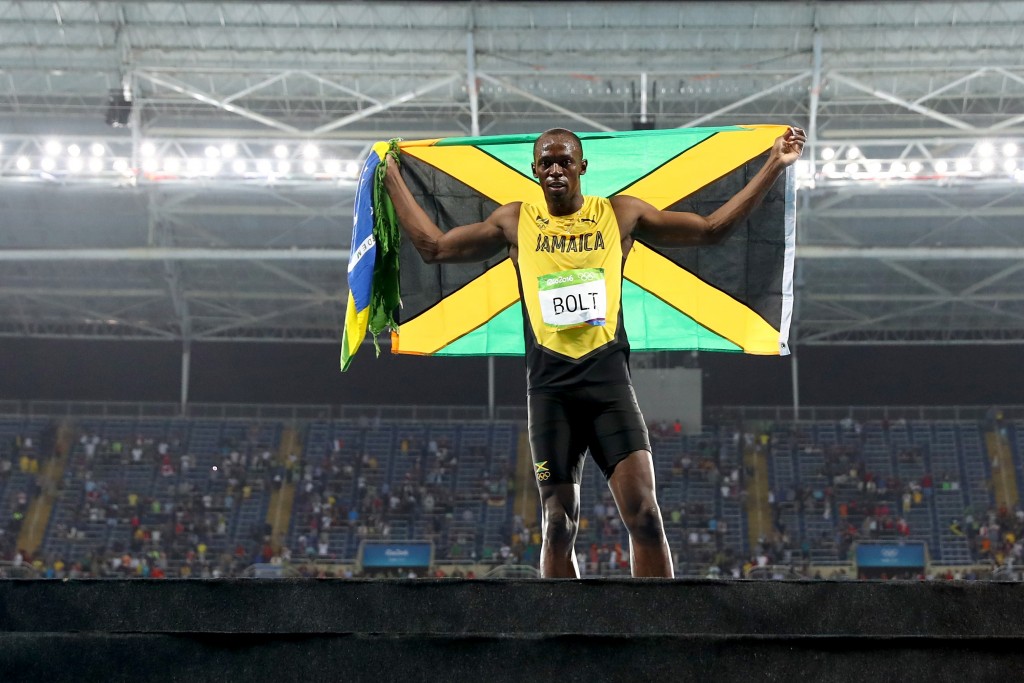 RIO DE JANEIRO, BRAZIL - AUGUST 18:  Usain Bolt of Jamaica celebrates after winning the Men's 200m Final on Day 13 of the Rio 2016 Olympic Games at the Olympic Stadium on August 18, 2016 in Rio de Janeiro, Brazil.  (Photo by Ryan Pierse/Getty Images)