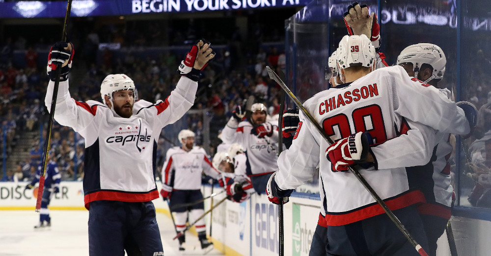 The Capitals celebrate Devante Smith-Pelly's game-tying goal Sunday.