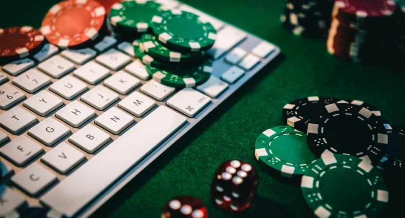 A Guide to Playing Online Poker As A Beginner