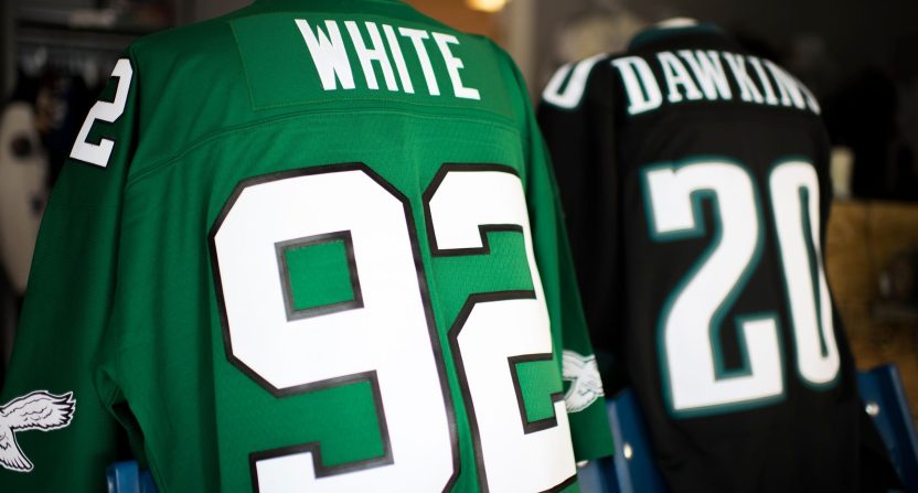 Eagles bringing back Kelly green jerseys & NFL fans are thrilled