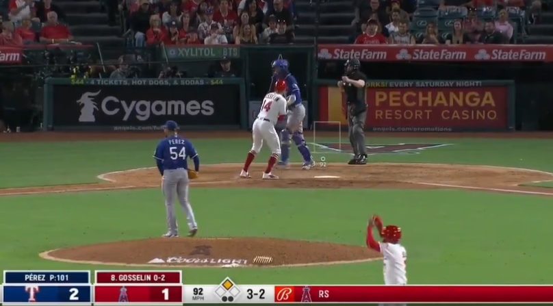 Umpire Carlos Torres made an egregious strike 3 call in Friday's game between the Rangers and Angels.