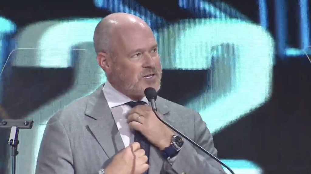 Michigan grad Rich Eisen hilariously trolls Ohio State at NFL Hall of Fame