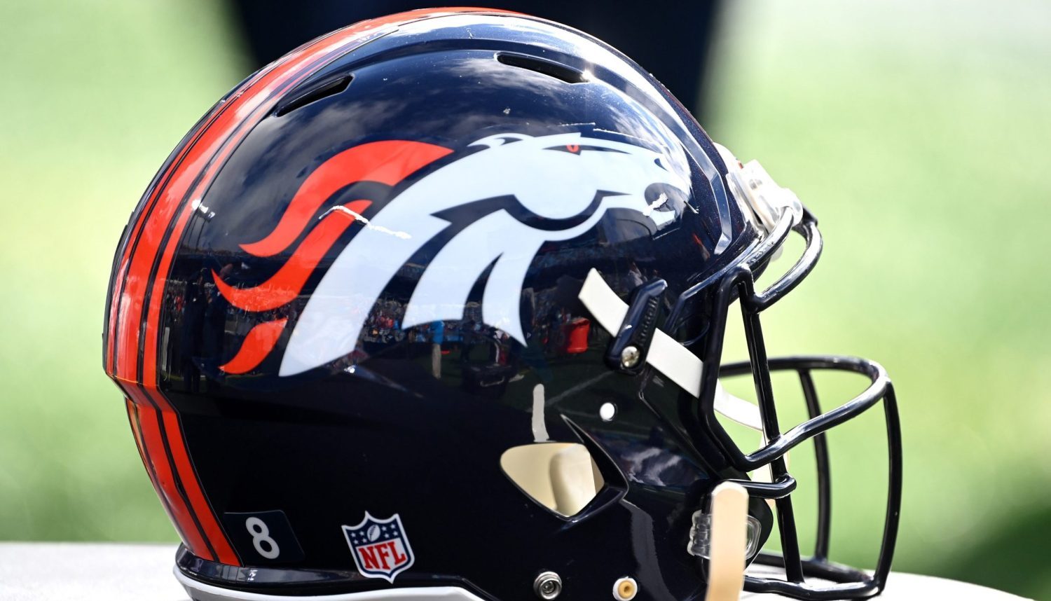 NFL world reacts to horrible Broncos news