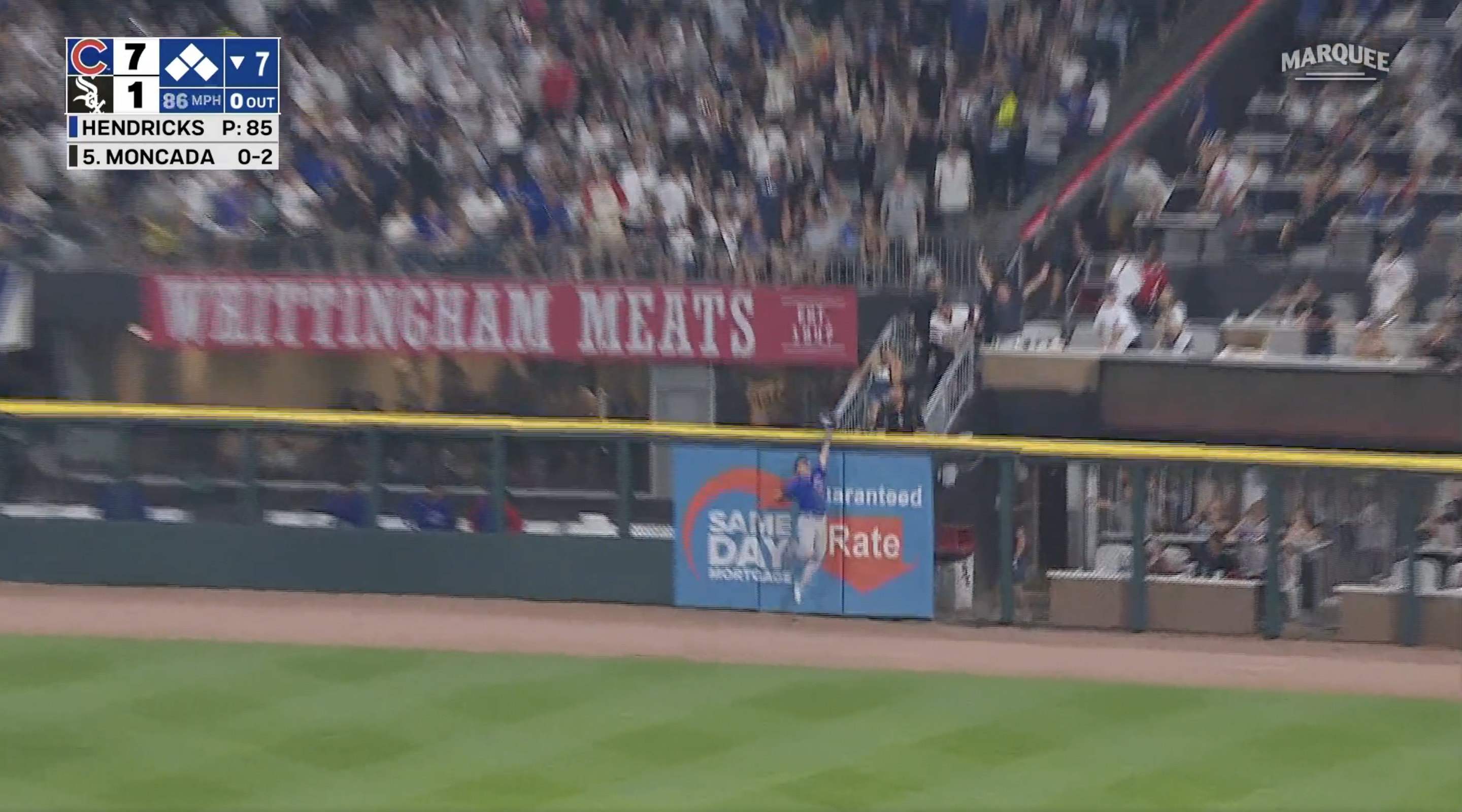Seiya Suzuki's home run robbery against the Chicago White Sox.