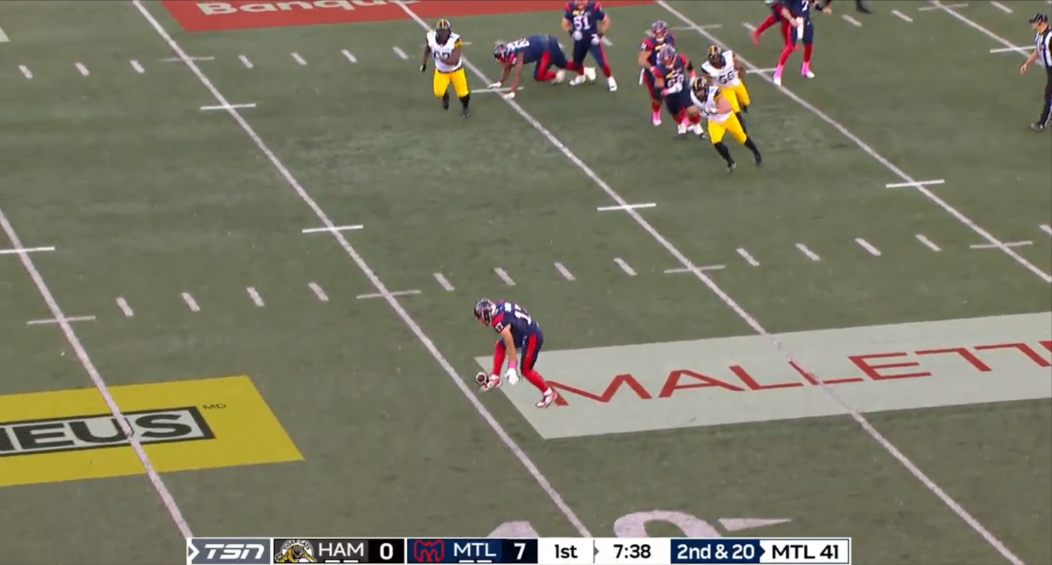 A Montreal Alouettes CFL onside punt on Oct. 28, 2023.