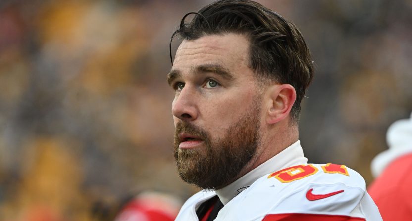 SHOCKING REVEAL: Travis Kelce's podcast drops a major bombshell—fans won’t believe this one!-namnguyen123