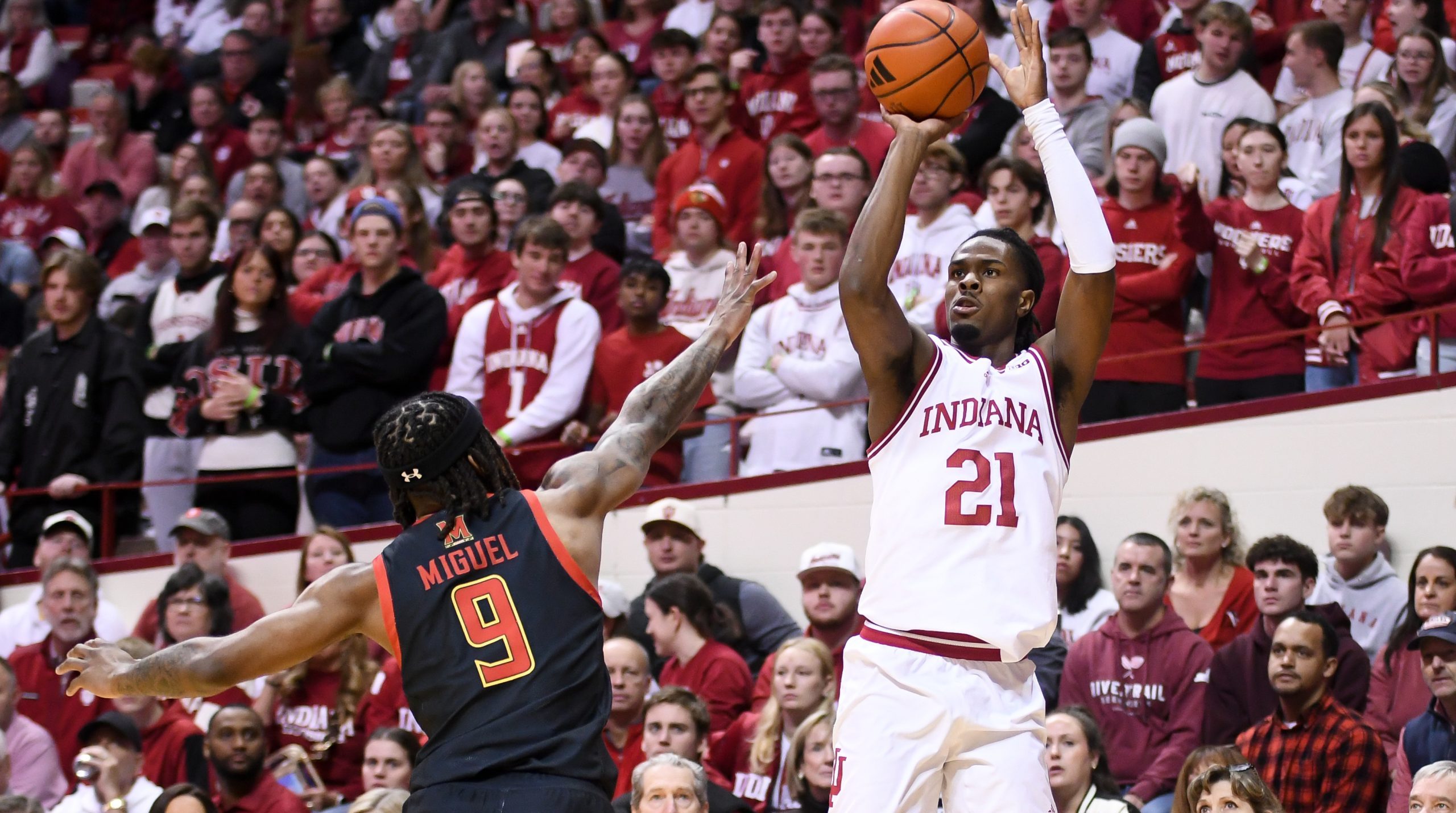 Mackenzie Mgbako, who was a five-star recruit for Indiana's recruiting Class of 2023, is joining Texas A&M. Mandatory Credit: Robert Goddin-Imagn Images
