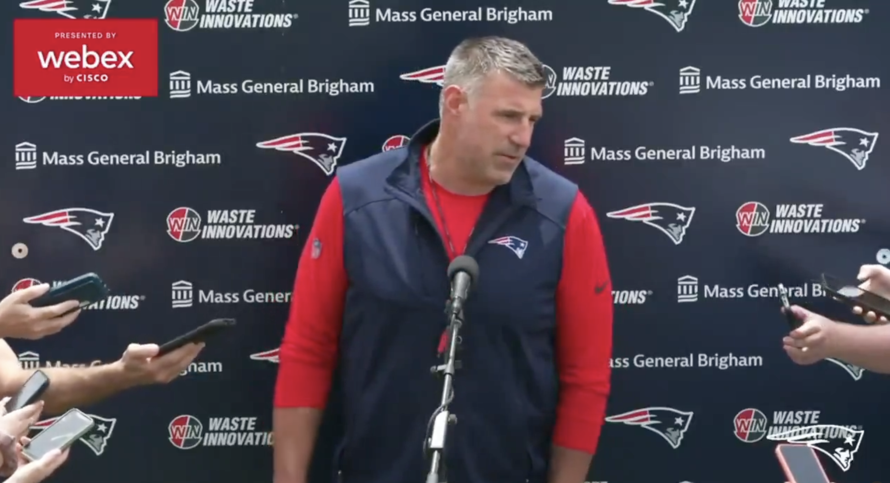 Mike Vrabel speaking with reporters at Patriots OTAs