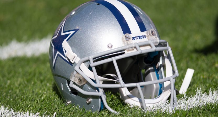 Cowboys putting running back on injured reserve