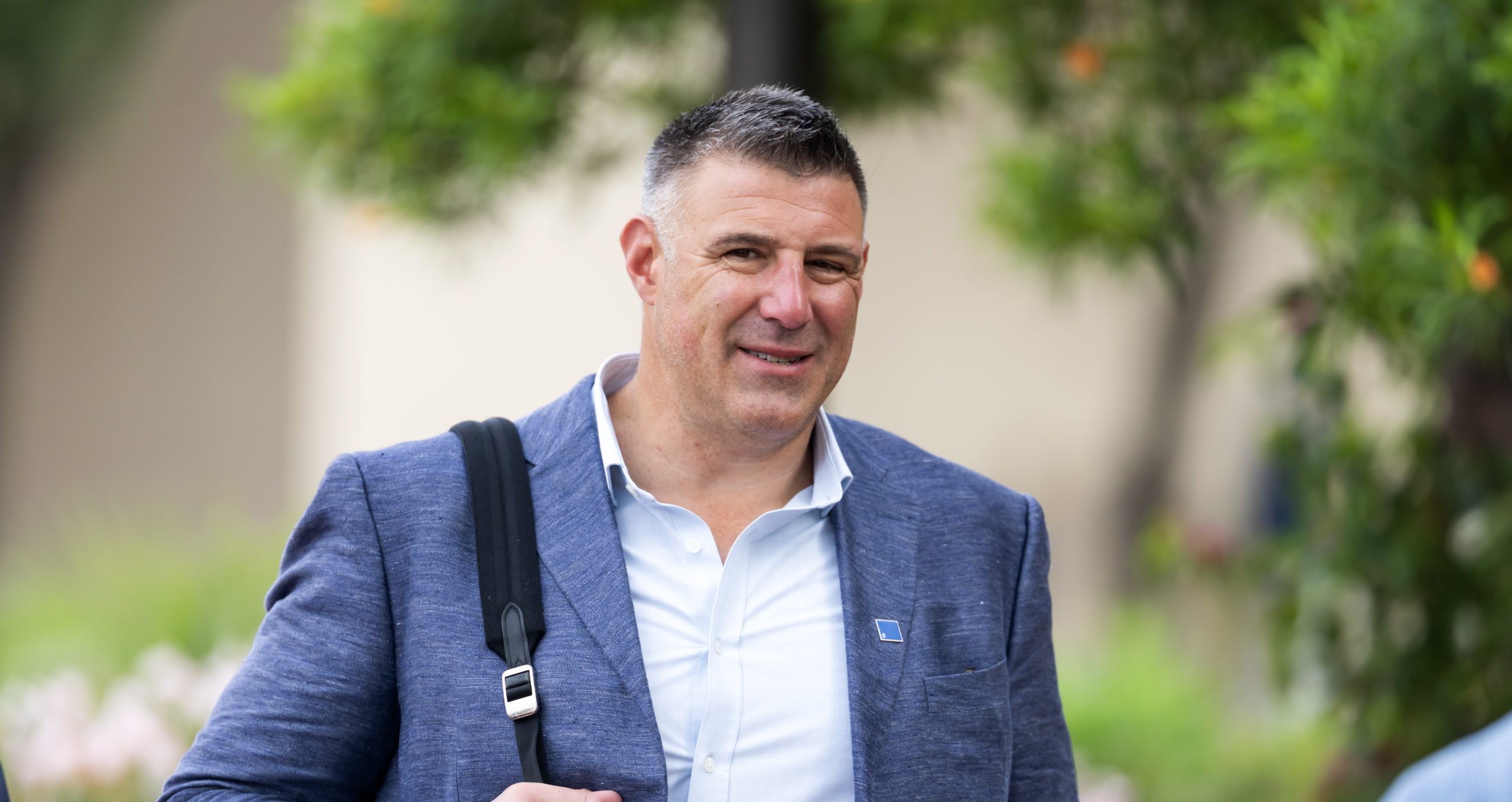 NFL world reacts after Mike Vrabel takes next step