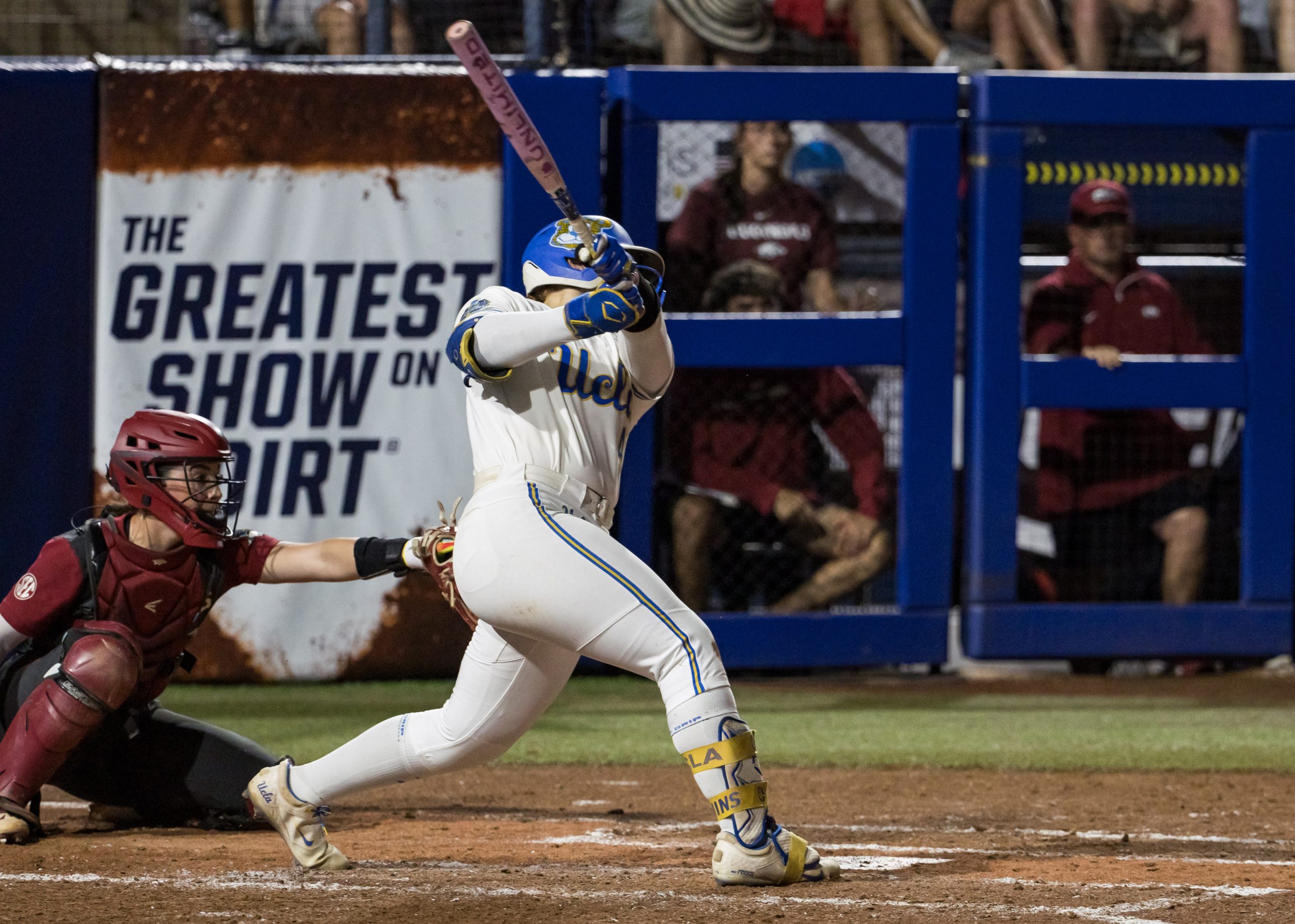 UCLA Defeats Arkansas 11-0 in WCWS Elimination Game as Megan Grant Breaks Career Home Run Record