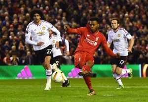 LIVERPOOL, ENGLAND - MARCH 10:  Daniel Sturridge of Liverpool scores their first goal from the penalty spot during the UEFA Europa League Round of 16 first leg match between Liverpool and Manchester United at Anfield on March 10, 2016 in Liverpool, United Kingdom.  (Photo by Laurence Griffiths/Getty Images)
