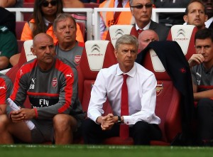 LONDON, ENGLAND - AUGUST 14: Arsene Wenger, Manager of Arsenal looks on during the Premier League match between Arsenal and Liverpool at Emirates Stadium on August 14, 2016 in London, England.  (Photo by Mike Hewitt/Getty Images)