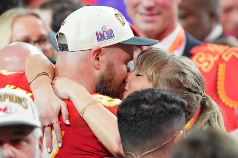 Travis Kelce, Taylor Swift