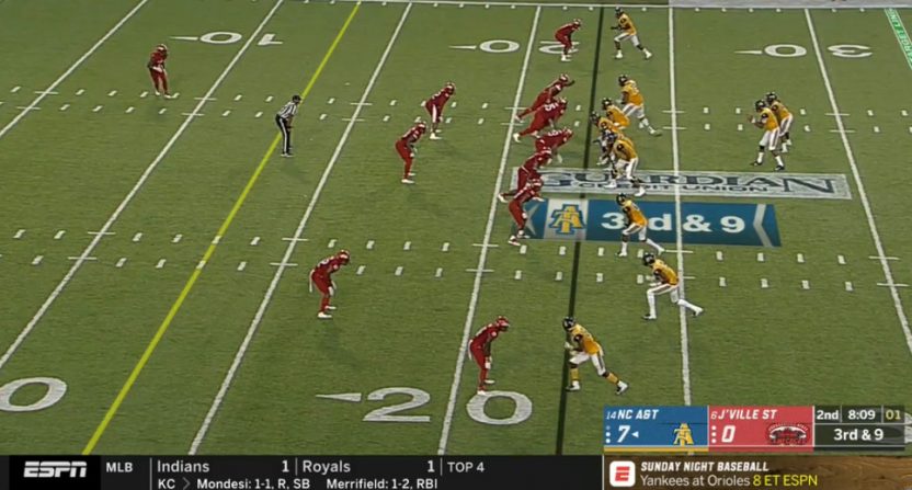 ESPN's 2018 NCAA football scorebug.