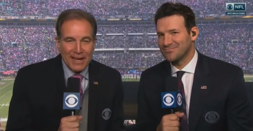 Tony Romo (R) and Jim Nantz on the NFL on CBS.