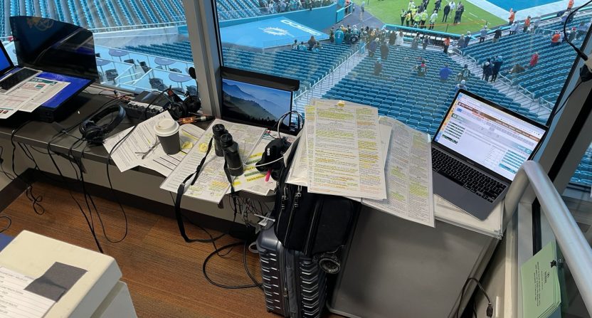 Packers' announcer Wayne Larrivee tweeted this photo of a broadcast "table" he improvised at Hard Rock Stadium.