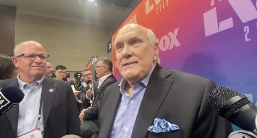 Terry Bradshaw speaks to reporters at Fox Sports Media Day
