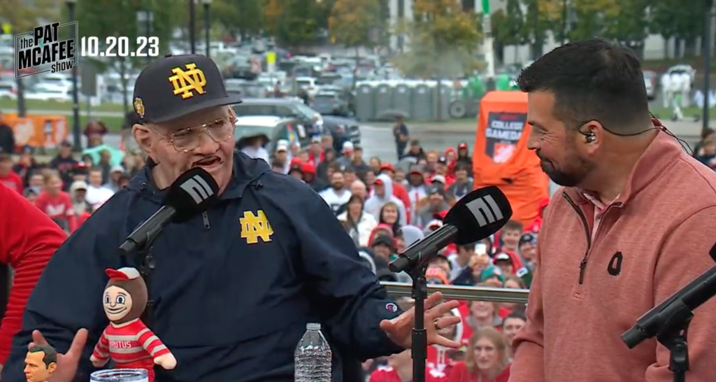Lou Holtz says Ryan Day never responded to his congratulatory letter