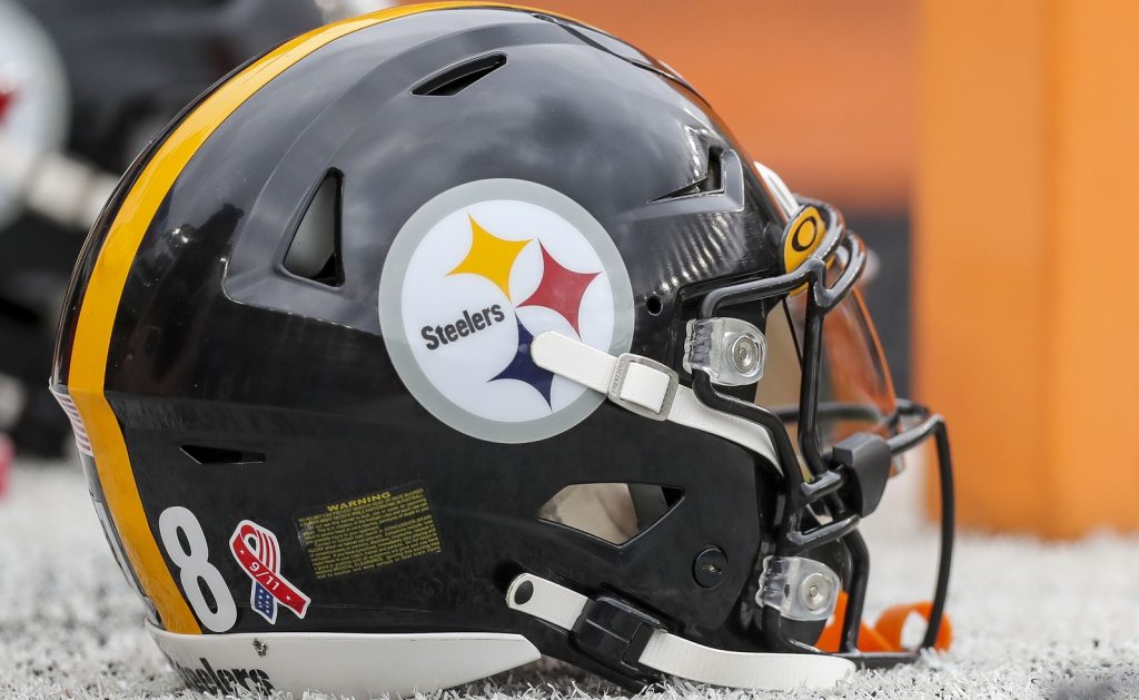 Pittsburgh Steelers pay tribute to writer Dale Lolley, who passed away at 56