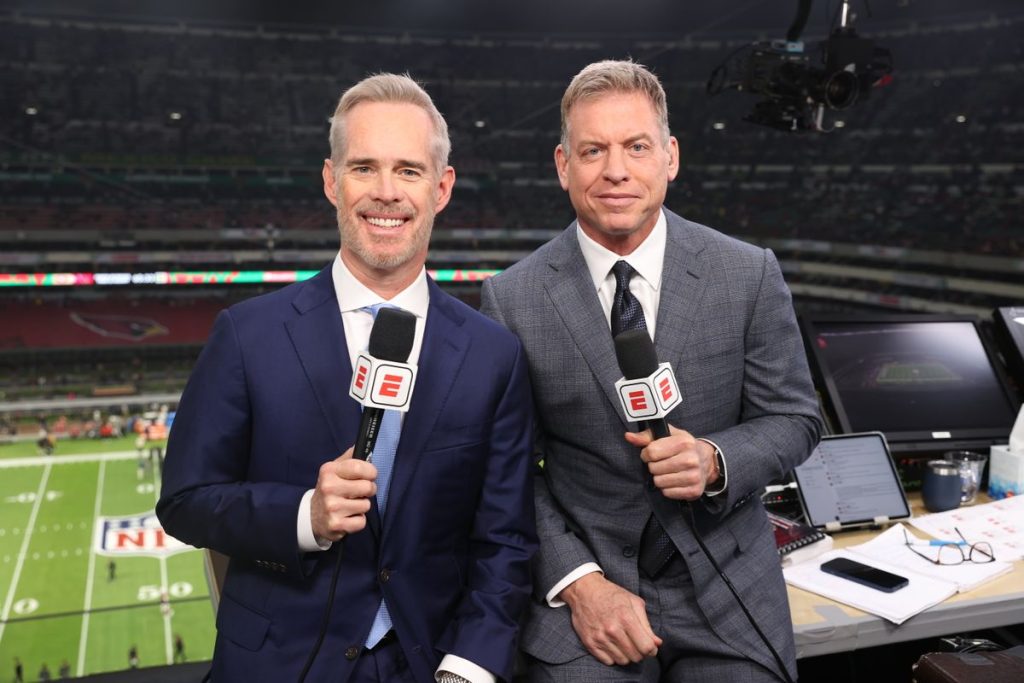 Joe Buck has no plans to retire anytime soon
