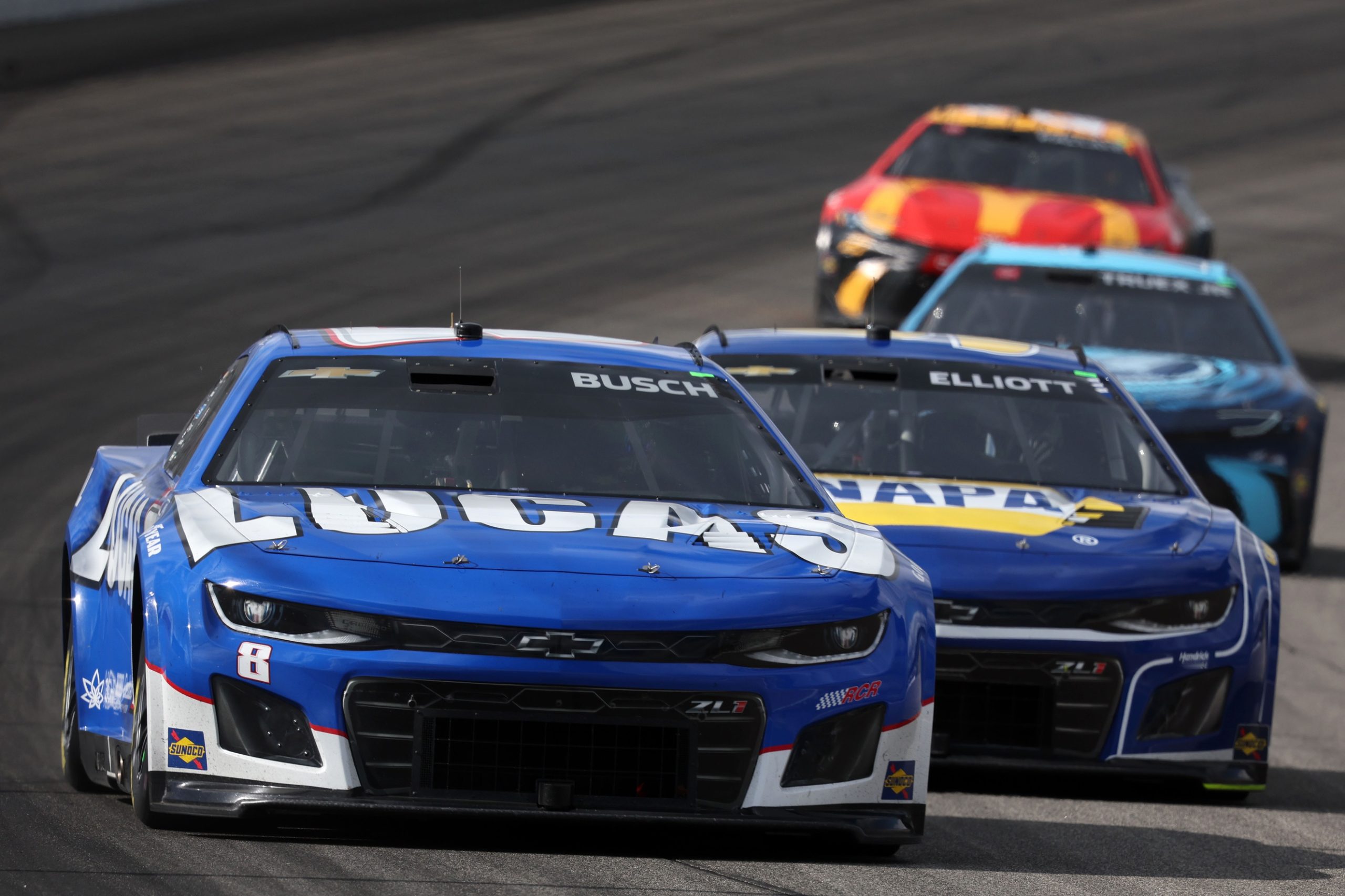 NBC uses split-screen advertising only during NASCAR green flag rounds