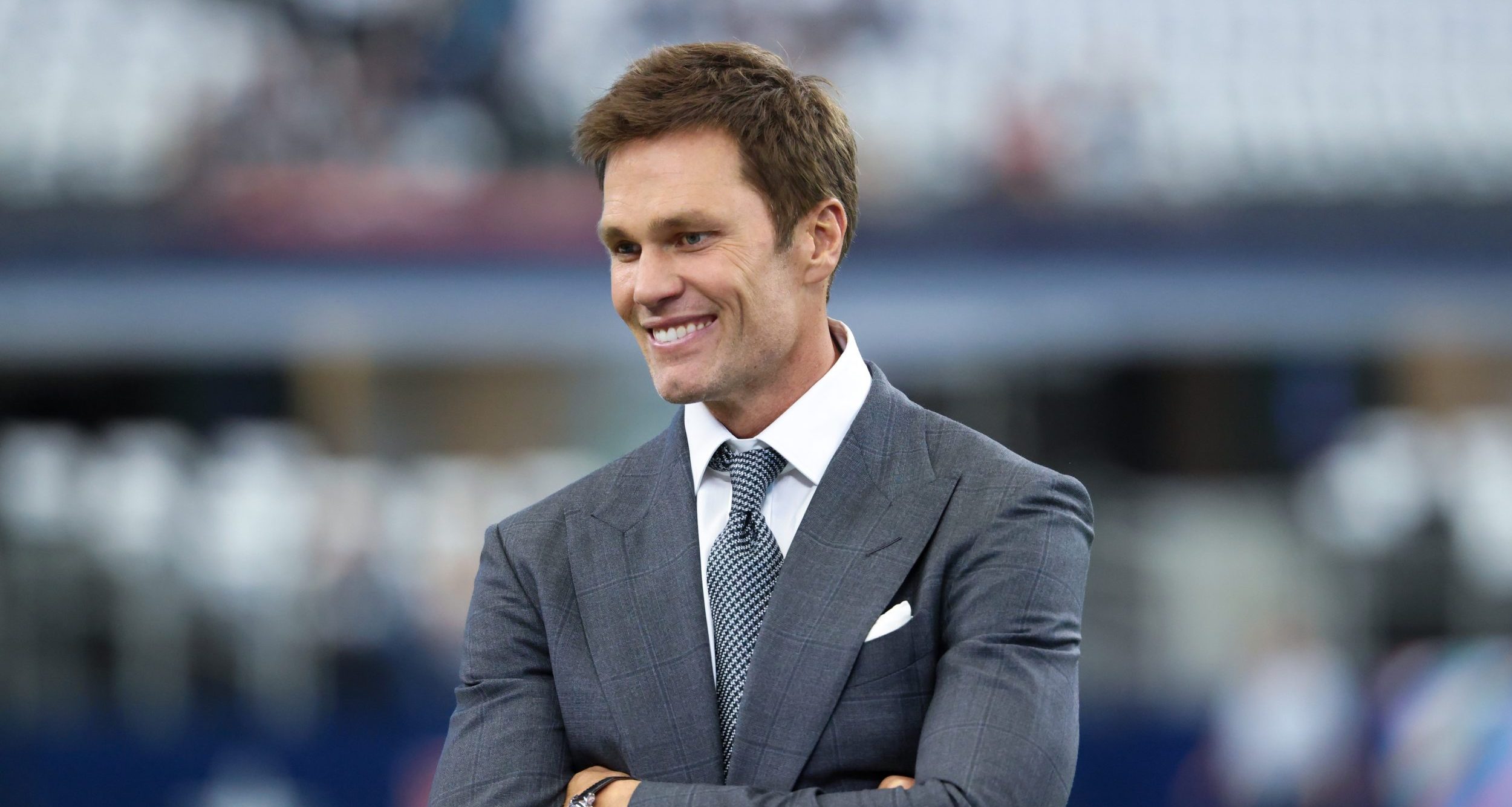 Tom Brady admits he prefers playing to broadcasting