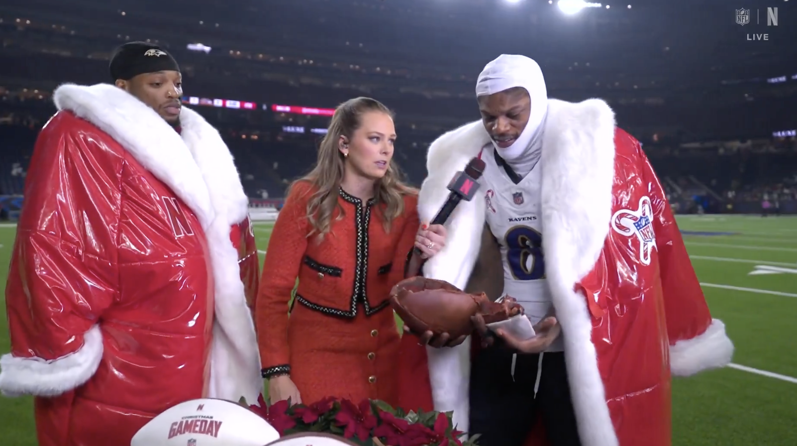 Lamar Jackson, Derrick Henry refuse to eat Netflix game ball cake - Awful Announcing