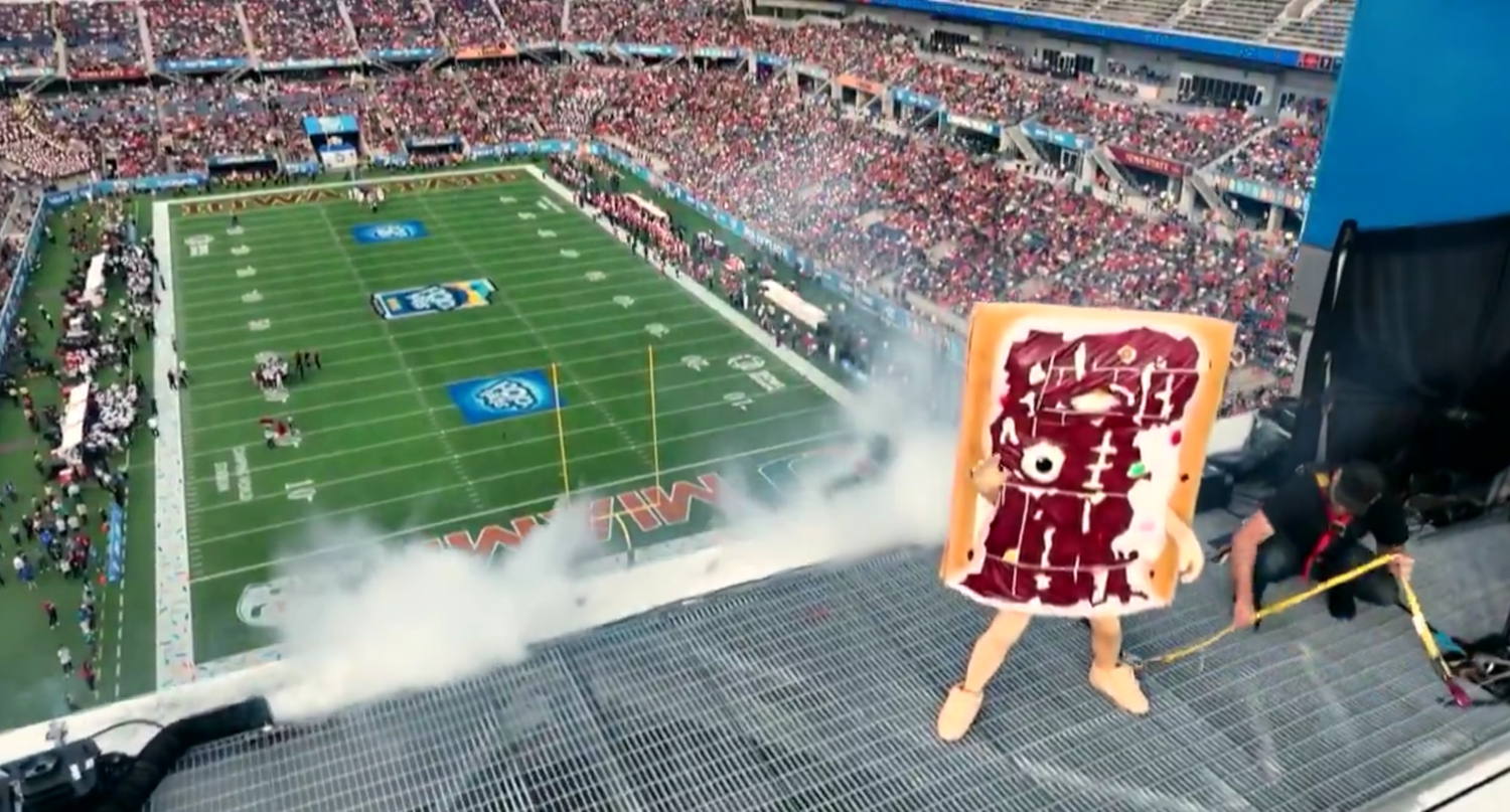 PopTarts Bowl weirdness included resurrected mascot