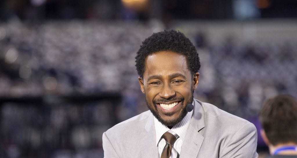 ESPN re-signs Desmond Howard to contract extension