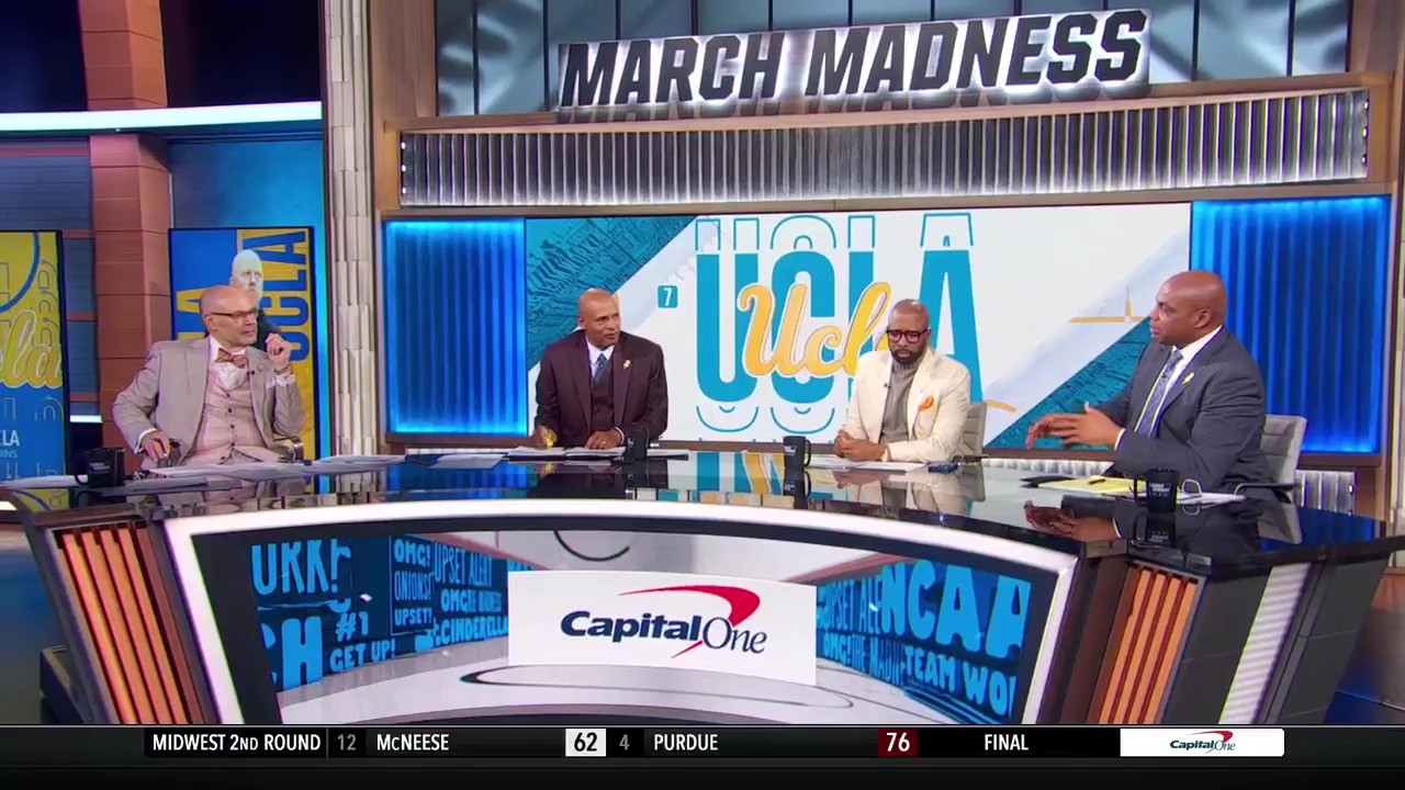 Ernie Johnson, Clark Kellogg. Kenny Smith and Charles Barkley discuss whether they ever think about playing college sports with NIL and the transfer portal. Photo Credit: CBS