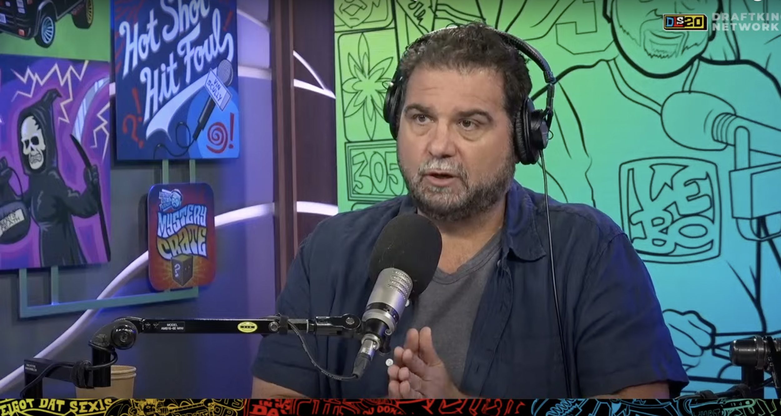 Dan Le Batard wonders whether the traditional sports highlight show and the role of the sports anchor are becoming endangered.