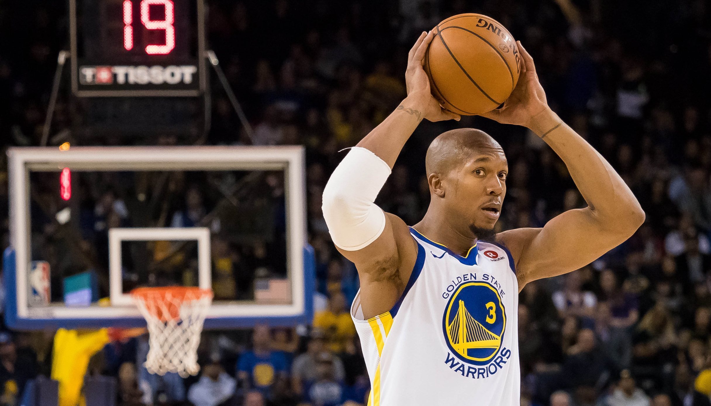 Former NBA star David West had a blunt response to Indiana center Oumar Ballo's comments about the negativity of Indiana fans. Photo Credit: Kelley L Cox-USA TODAY Sports