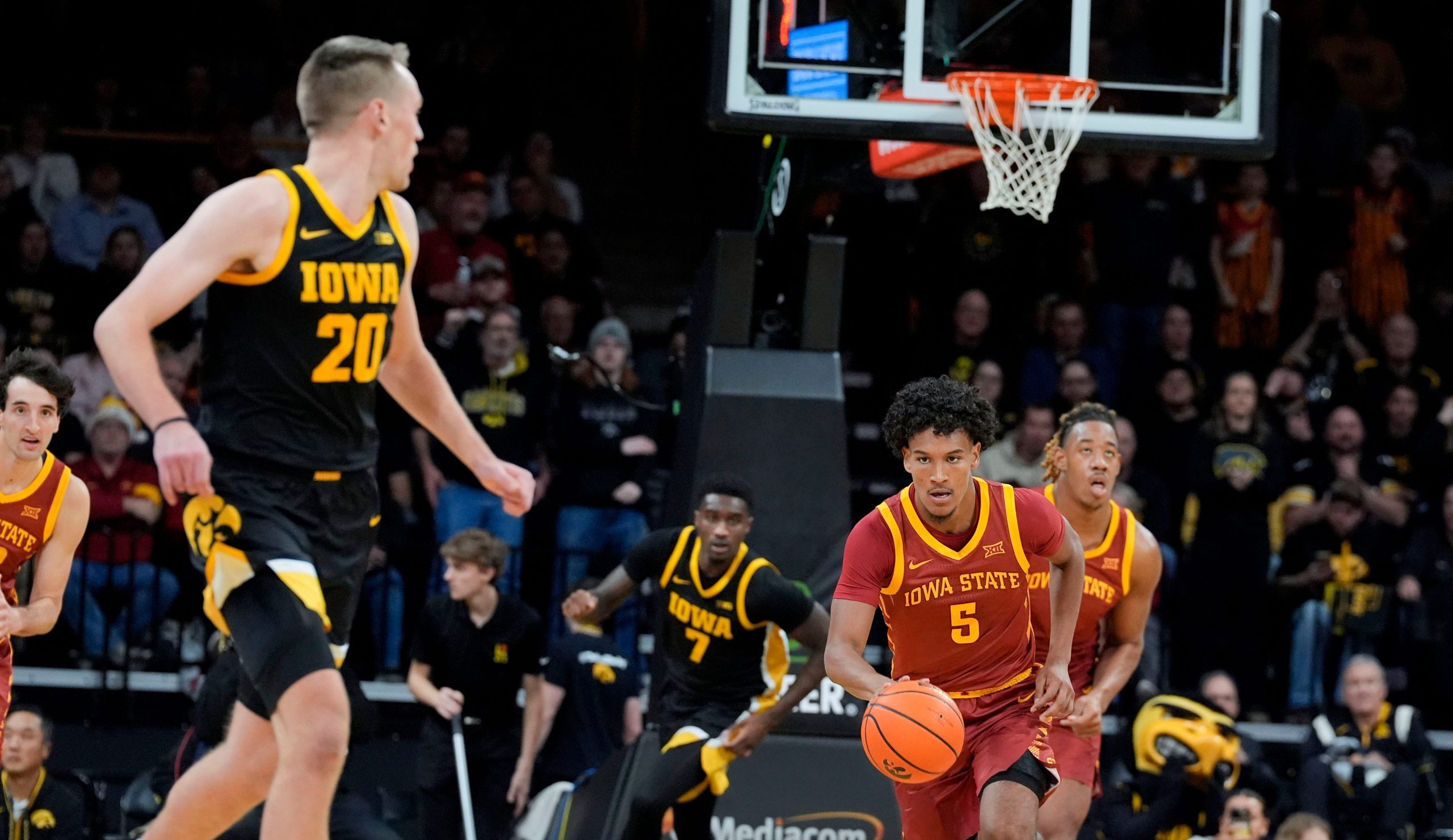 Iowa and Iowa State played each other in December. Photo Credit: Julia Hansen/Iowa City Press-Citizen/USA TODAY NETWORK via Imagn Images