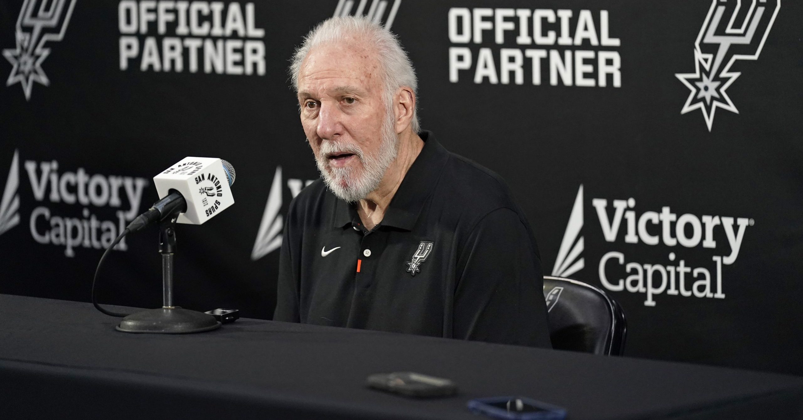 Gregg Popovich hat die Art und Weise, wie NBA-Trainer in den Medien ...