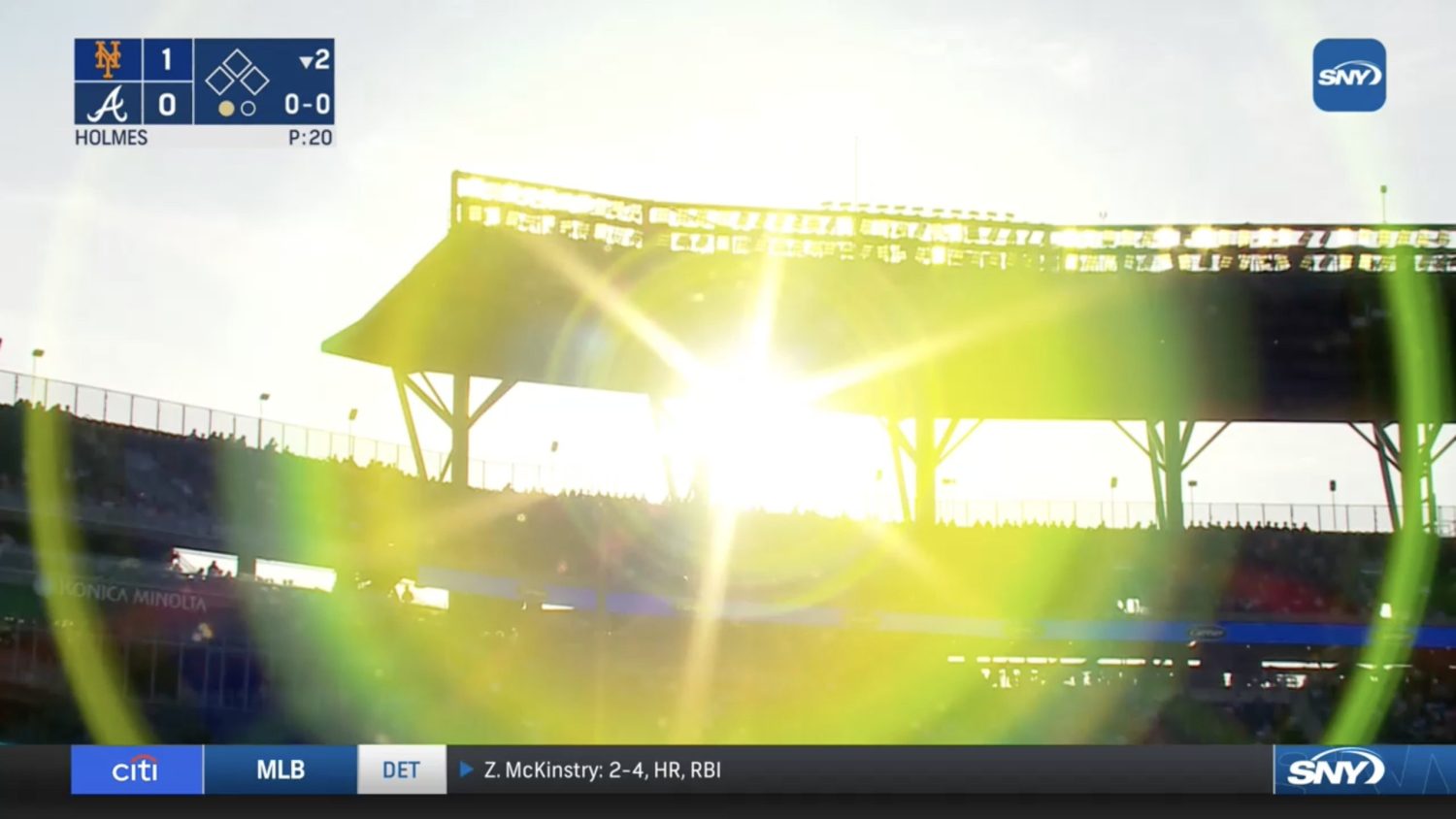 Keith Hernandez reacts to sun in Atlanta