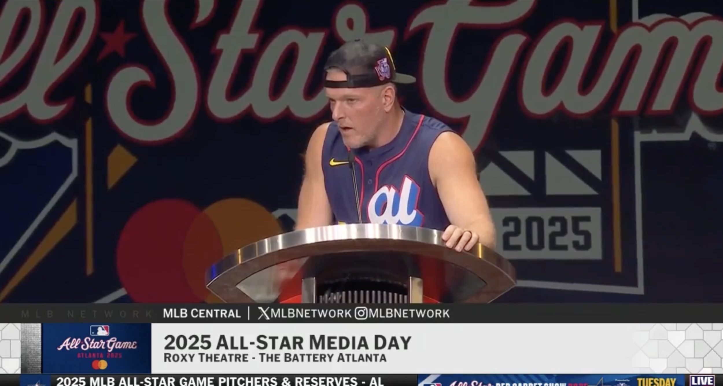 Pat McAfee glitching