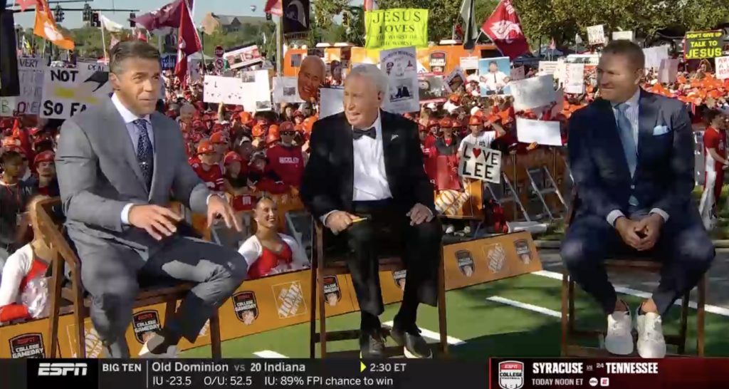 ‘College GameDay’ viewers loved seeing Chris Fowler return to Lee Corso tribute