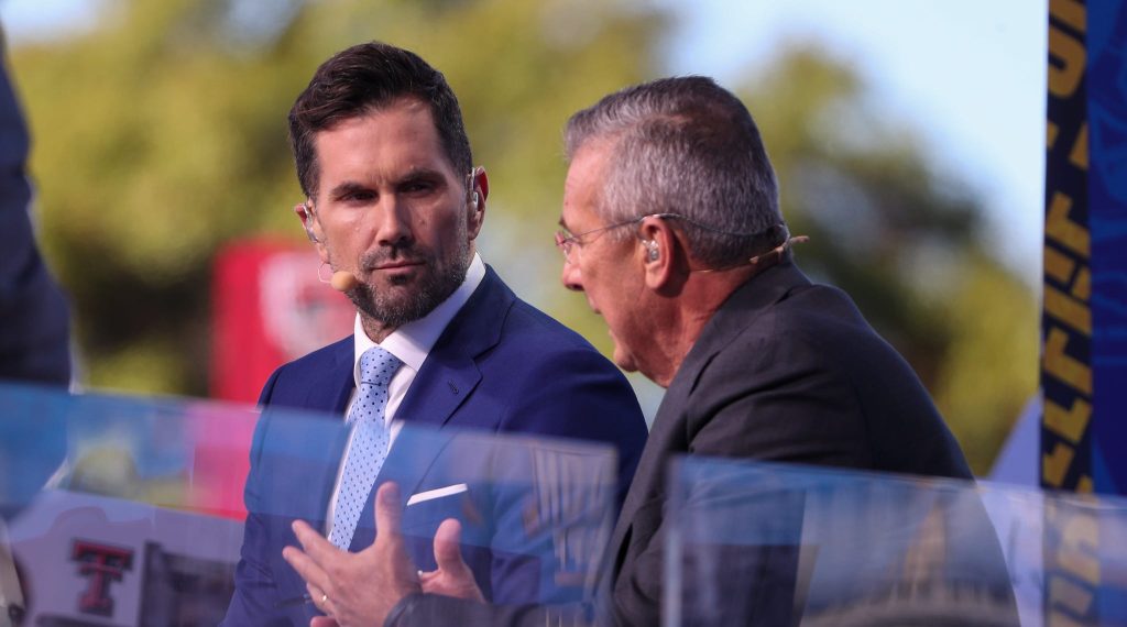 Matt Leinart gets roasted by Alexa for shortcomings in NFL career