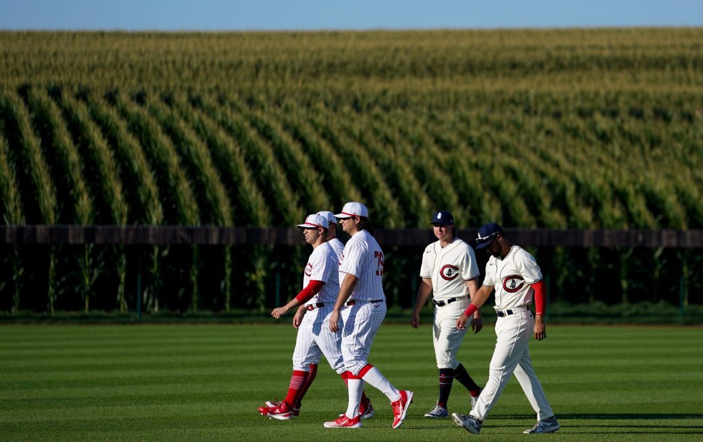 Bob Nightengale erroneously reported Mets participating in 2026 Field of Dreams game