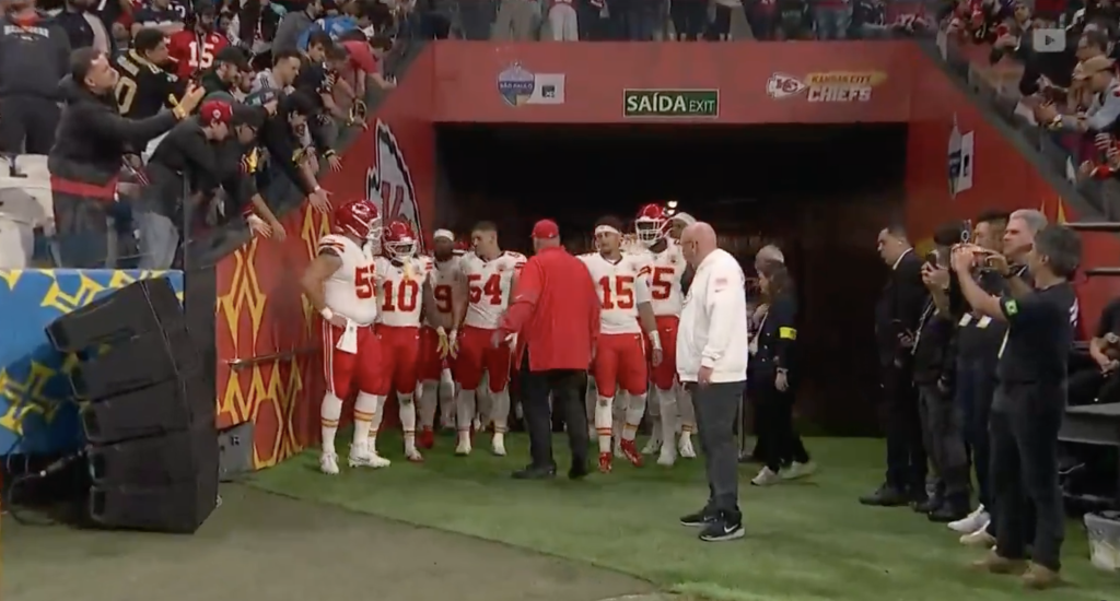 Viewers weigh in on YouTube’s first ever NFL broadcast of Chiefs-Chargers