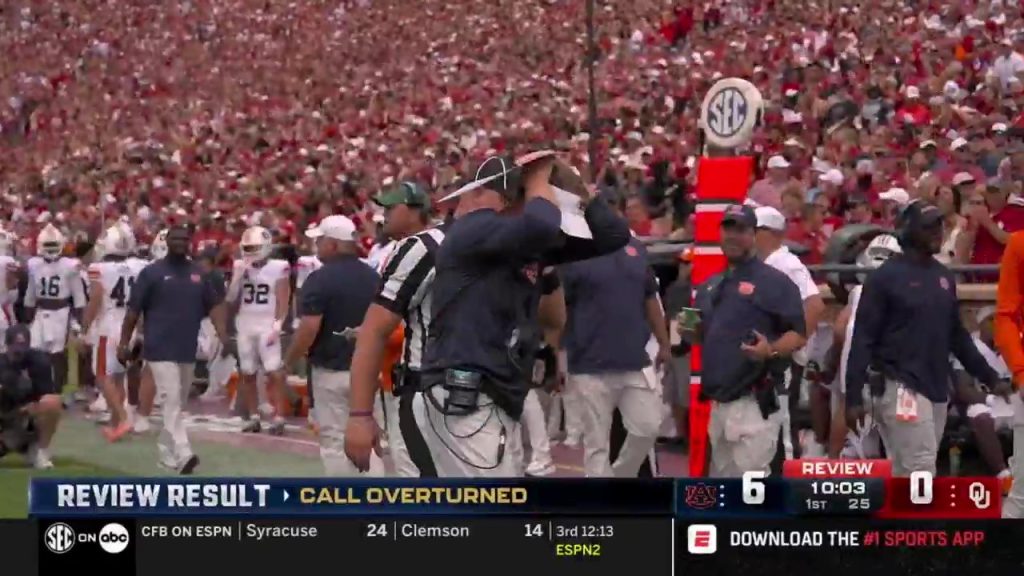Auburn coach Hugh Freeze rips officials after controversial overturn