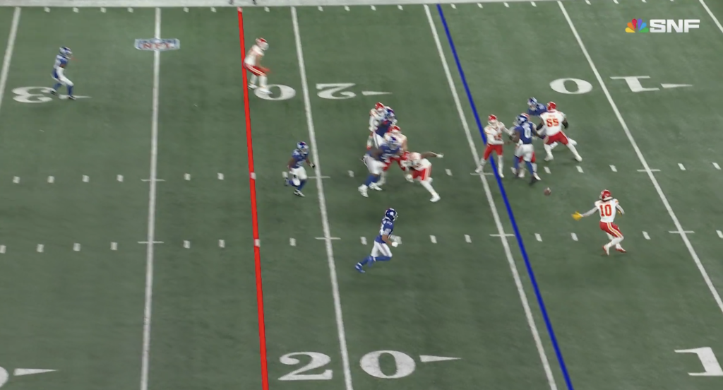 Cris Collinsworth catches flak after praising Patrick Mahomes’ near turnover on backwards pass