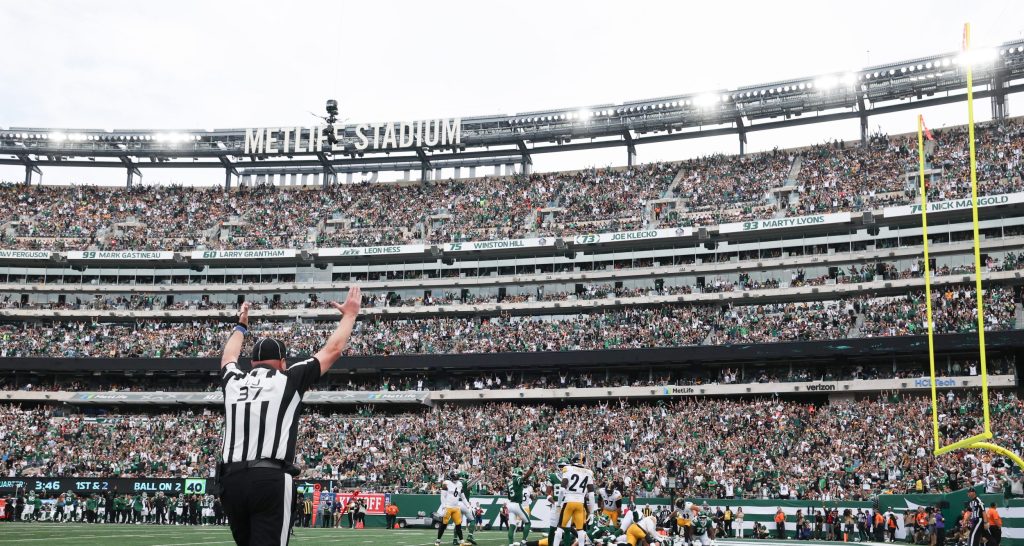 Ian Eagle ensures Jets game gets New Jersey B-roll instead of New York