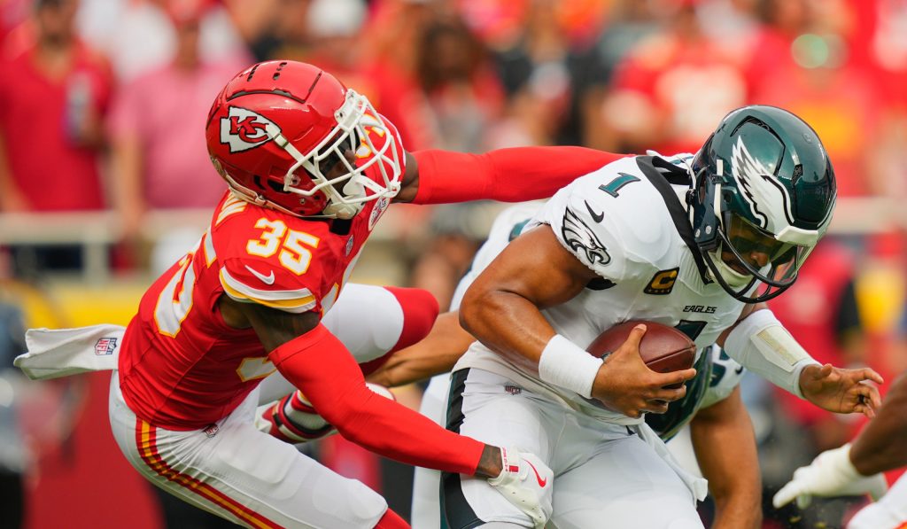 Many Sunday Ticket customers missed portion of Eagles-Chiefs