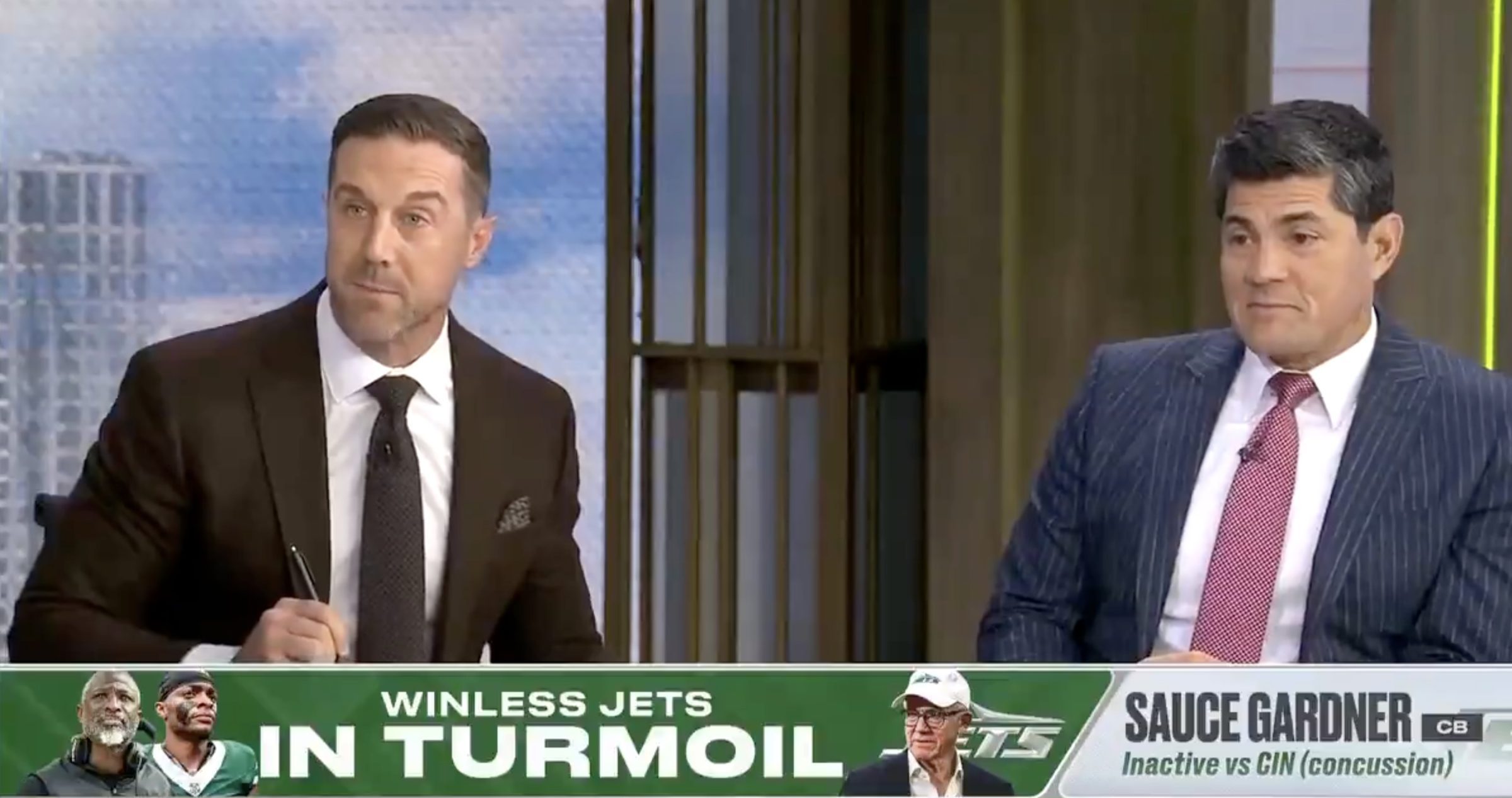Alex Smith eviscerates ‘cowardly’ Jets owner Woody Johnson over Justin Fields comments
