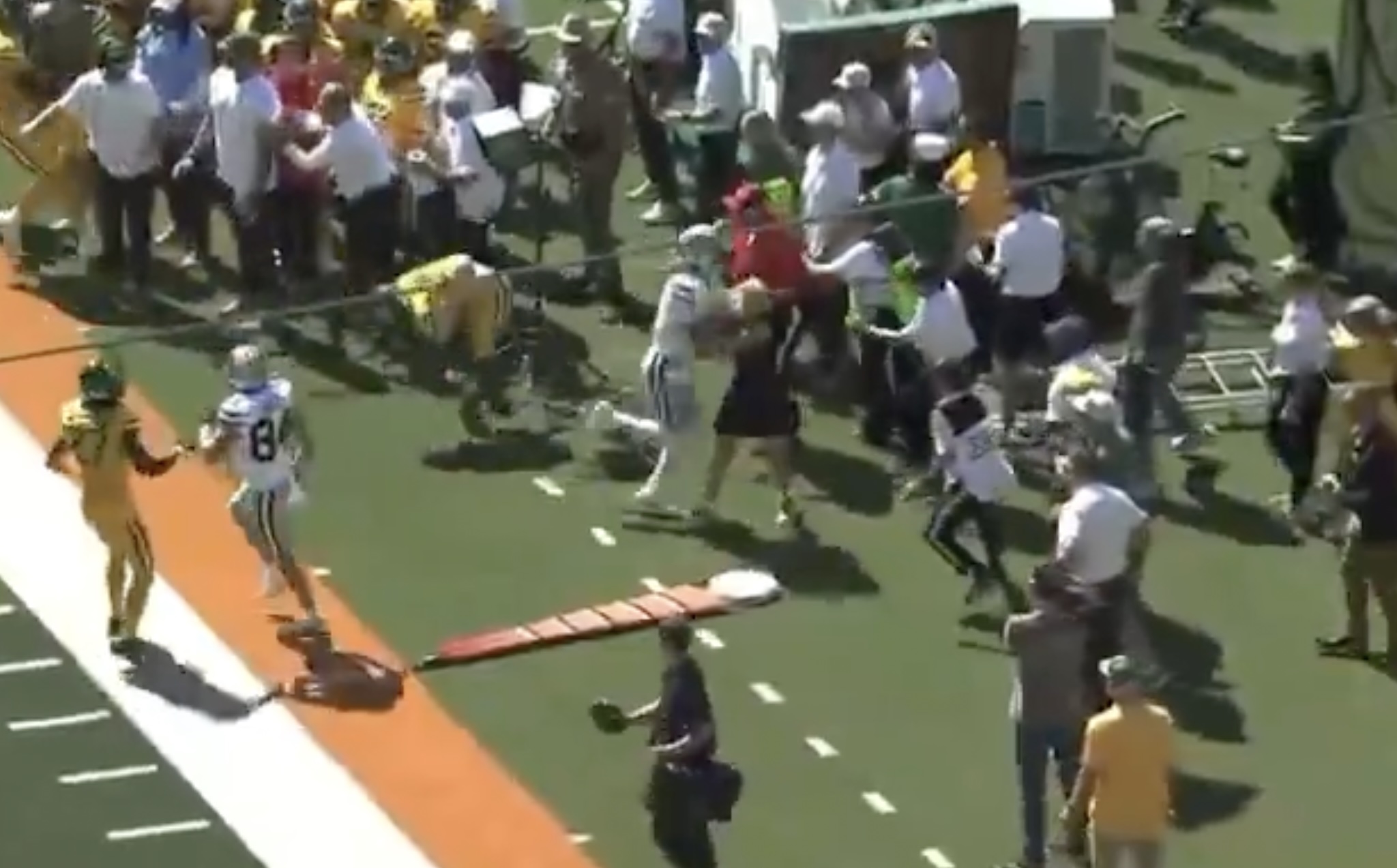 ESPN sideline reporter Tori Petry takes massive hit in Kansas State-Baylor game