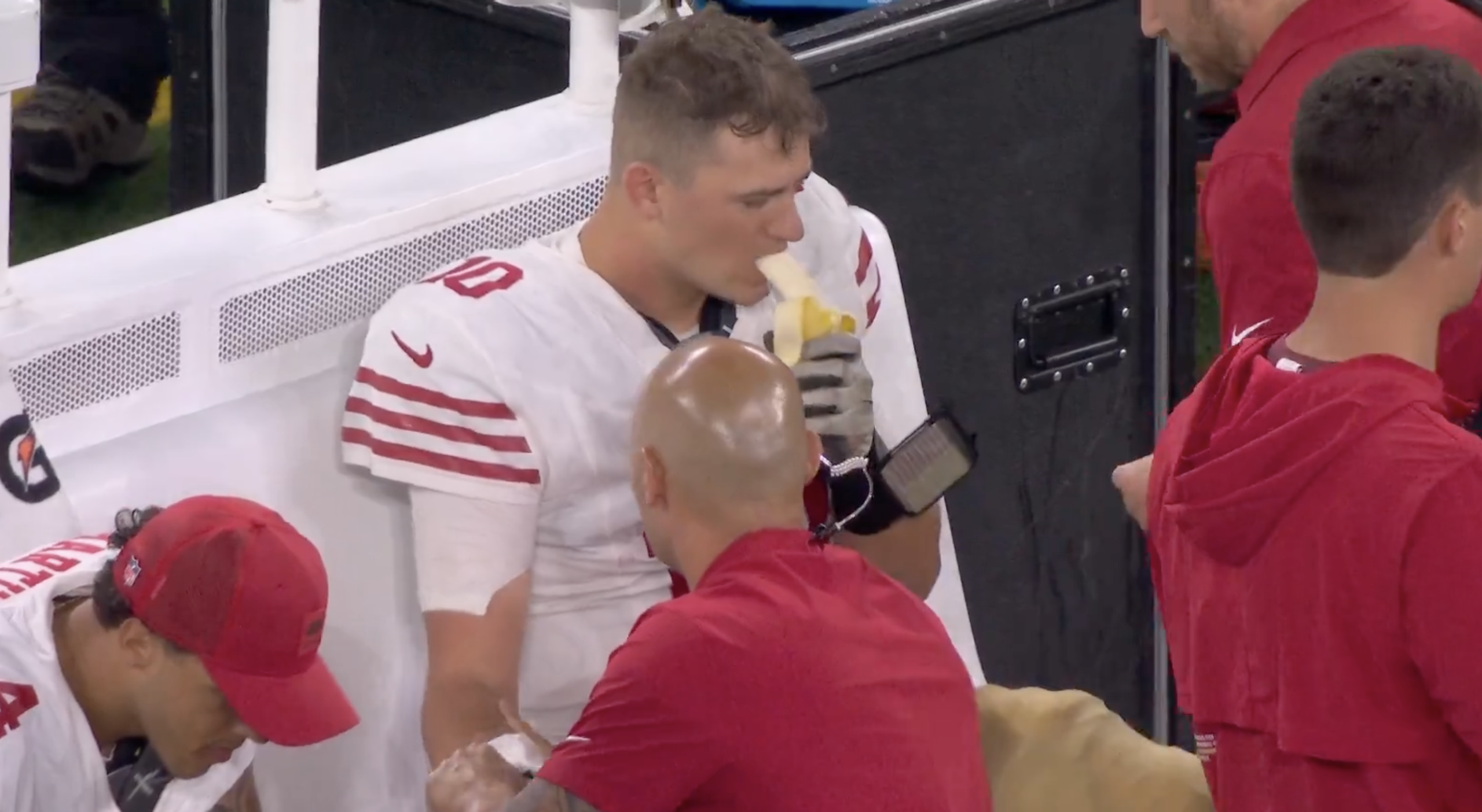 Mac Jones forced to address if he ate 11 bananas during Thursday Night Football